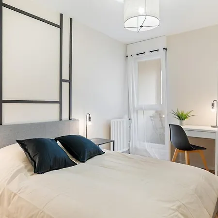 Grand 4 Avec Cinema Dans Centre Rouen