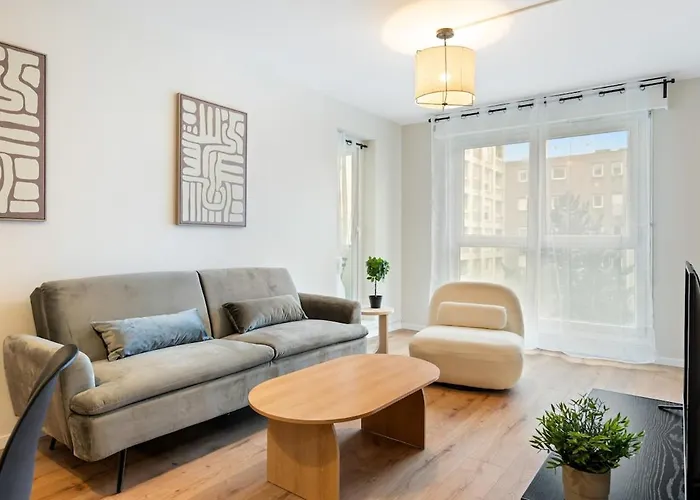 Grand 4 Avec Cinema Dans Centre Rouen